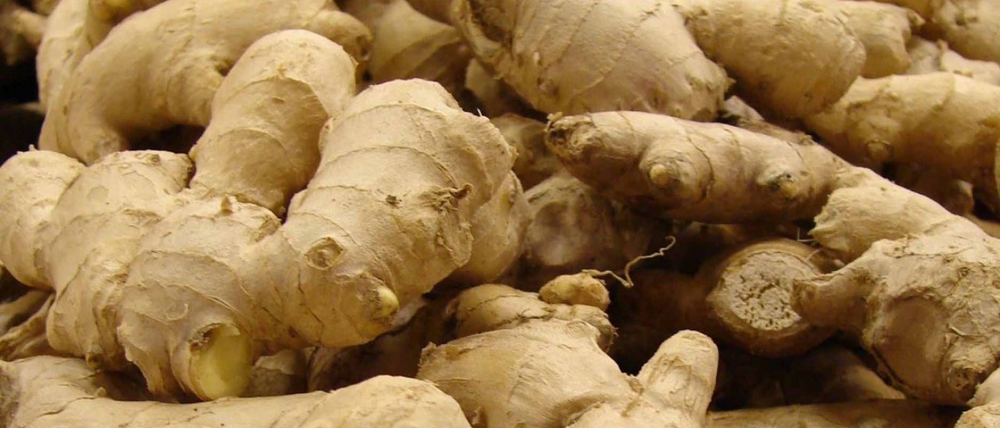 Ginger, suya pepper, dried hibiscus flower, clove.