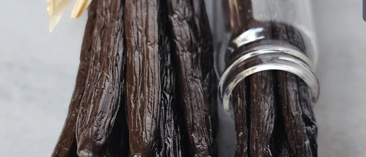 VANILLA BEANS